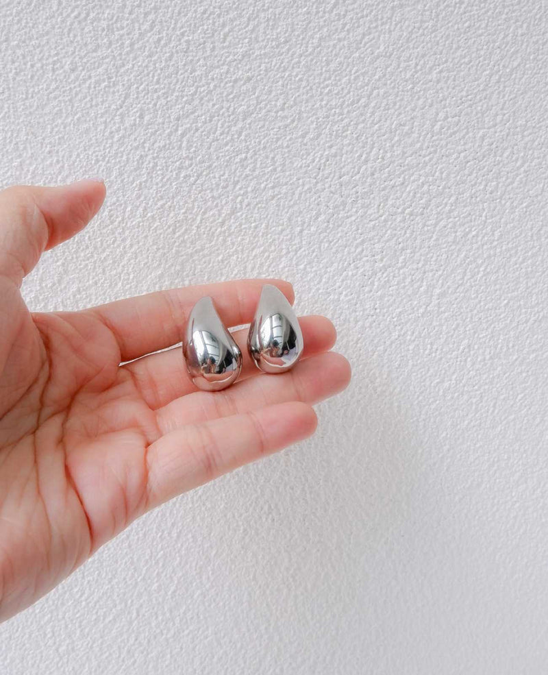 Natalie Teardrop Silver Earrings