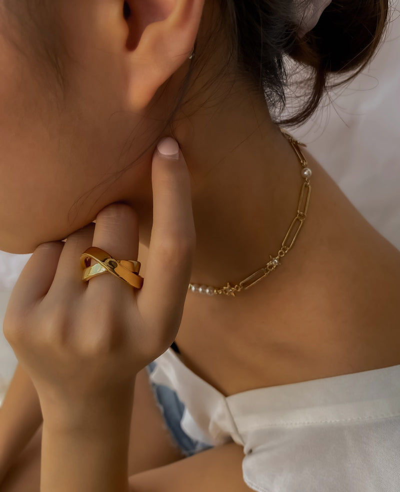 Alessandra Cross Stitch Gold Ring