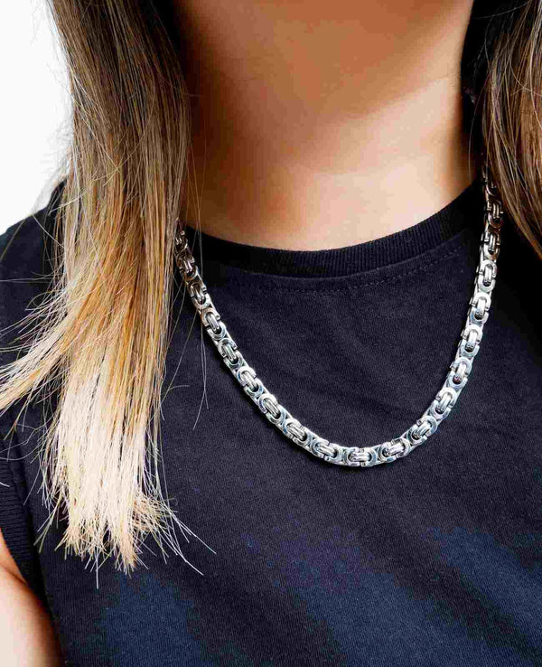 Eliza Silver Twist Chain Necklace