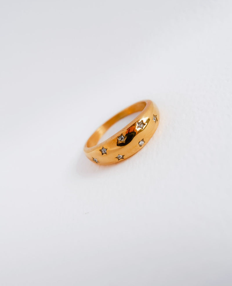Stella Speckle Star Gold Ring