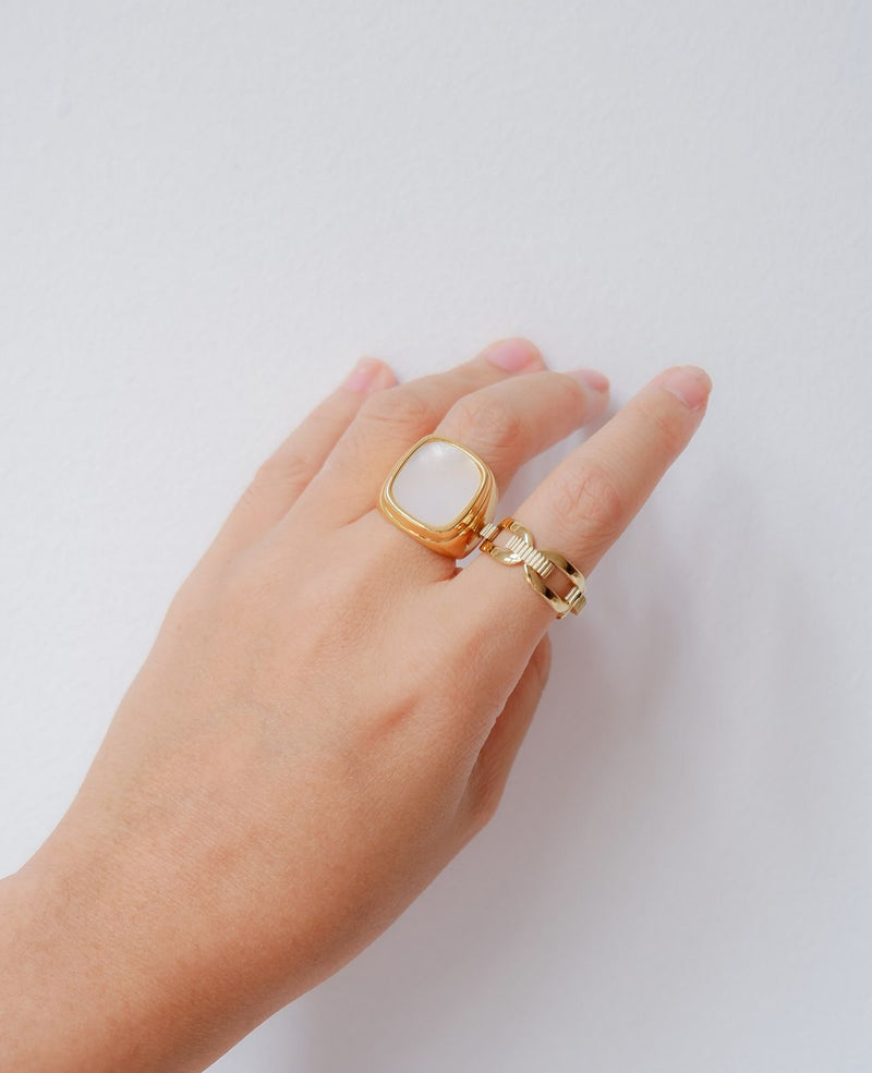 Lilah Buckle All Round Gold Ring
