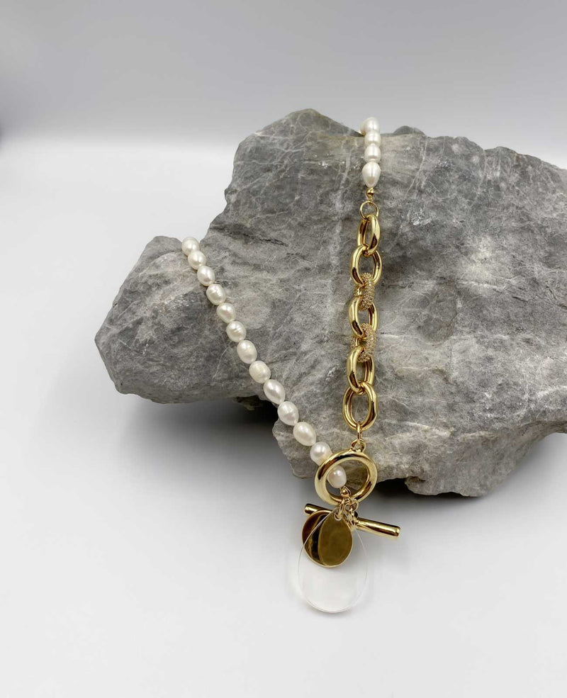 briella-pearl-gold-long-necklace