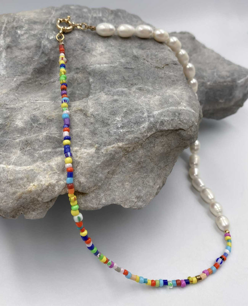 sadie-whitepearl-multi-beads-necklace