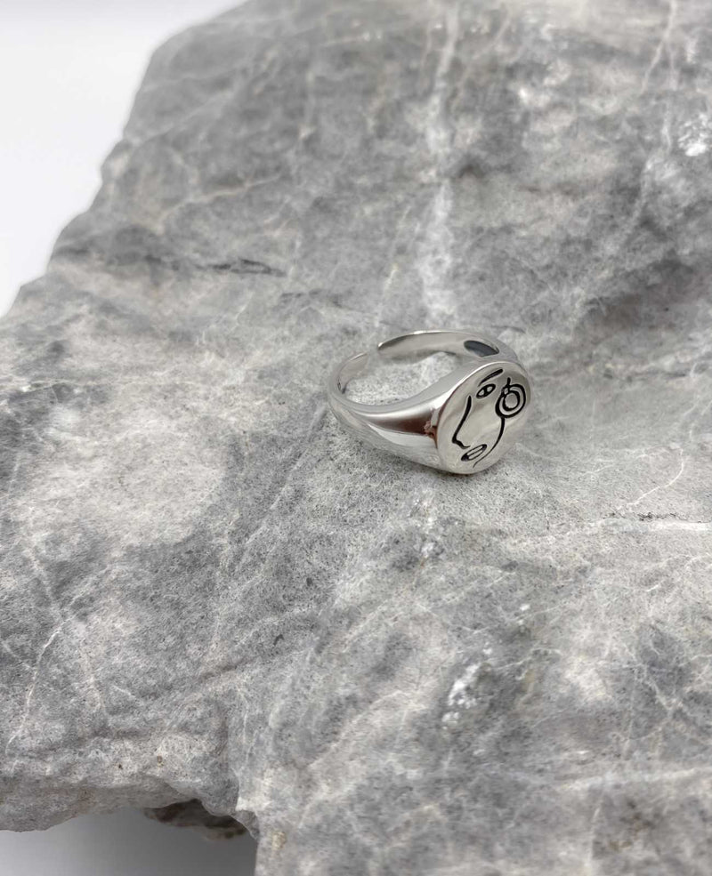 alexa-ring-silver-face-side