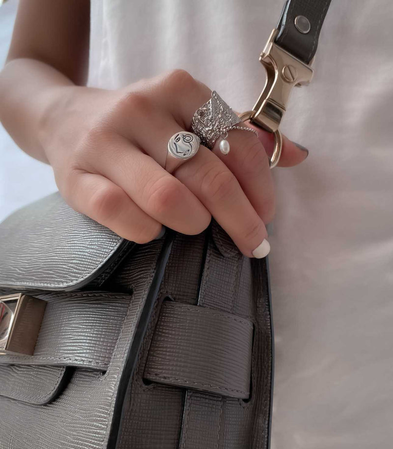 silver-alexa-beaded ring